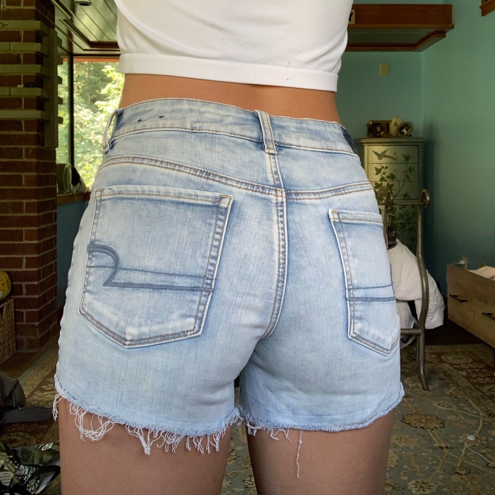 American Eagle High Rise Shortie
